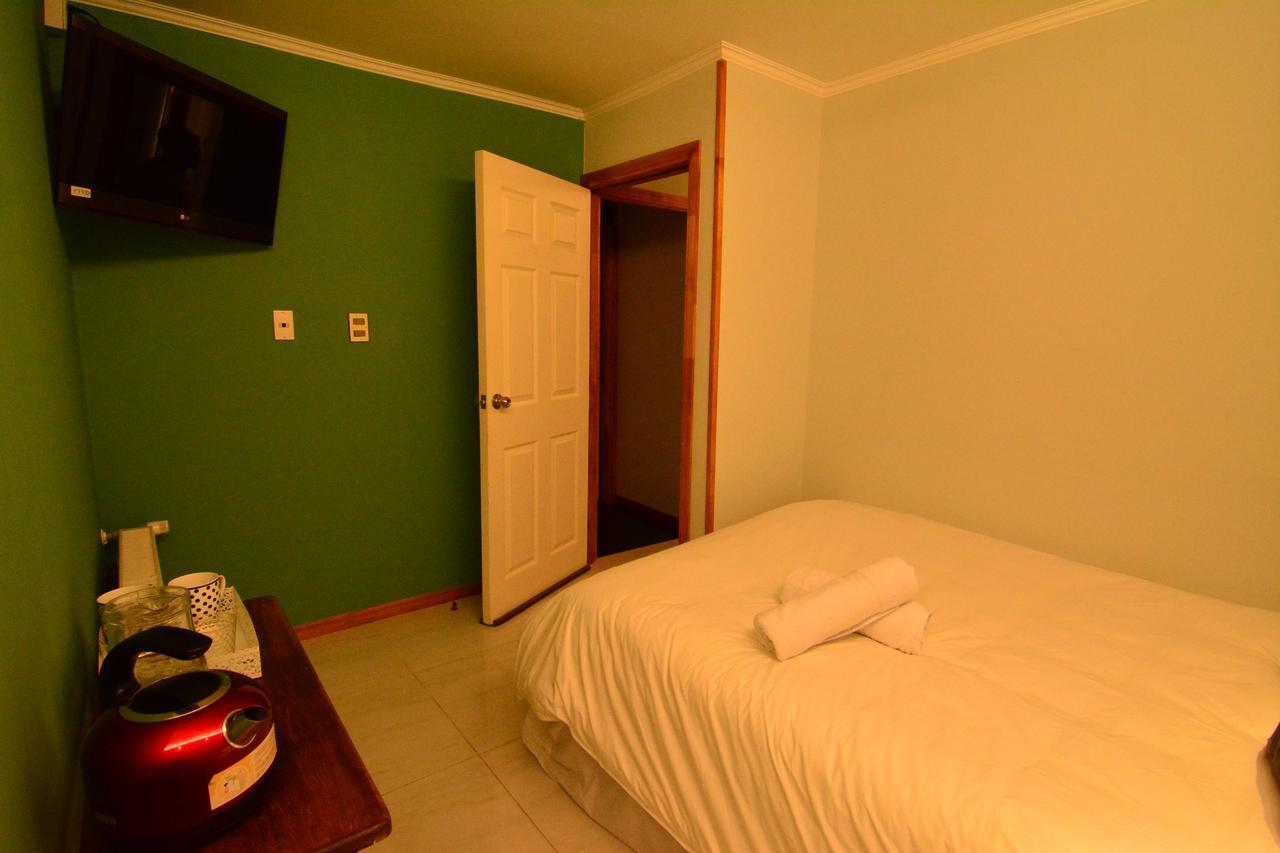 Hostal Keikruk Punta Arenas Exterior photo